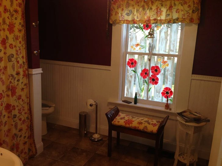 Communal Space - Restroom